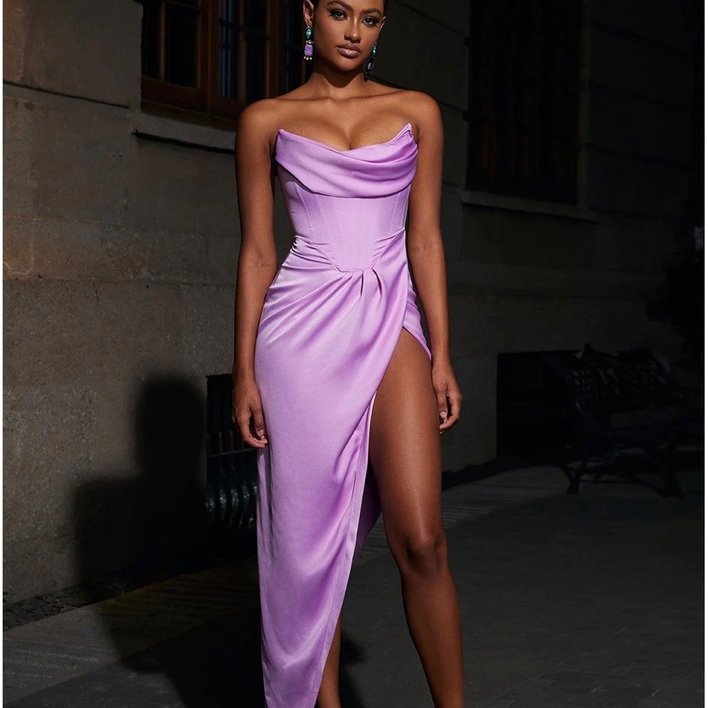 MewMews dress